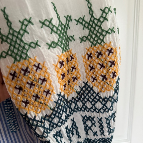 🥭FARM Rio Pineapple Beach Embroidered Maxi Dress - Picture 8 of 12